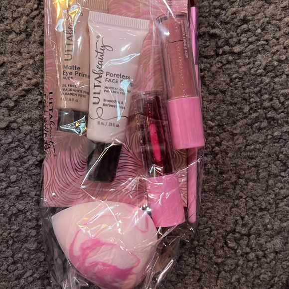 NWT 8 piece lilac ulta set - Picture 7 of 7